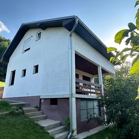 Villa Jaram Jarmenovci