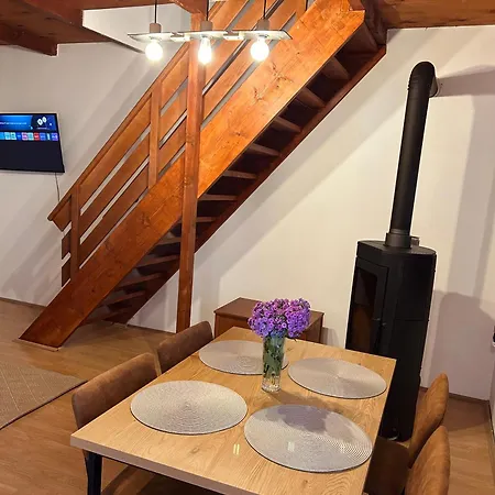 Jaram Villa Jarmenovci